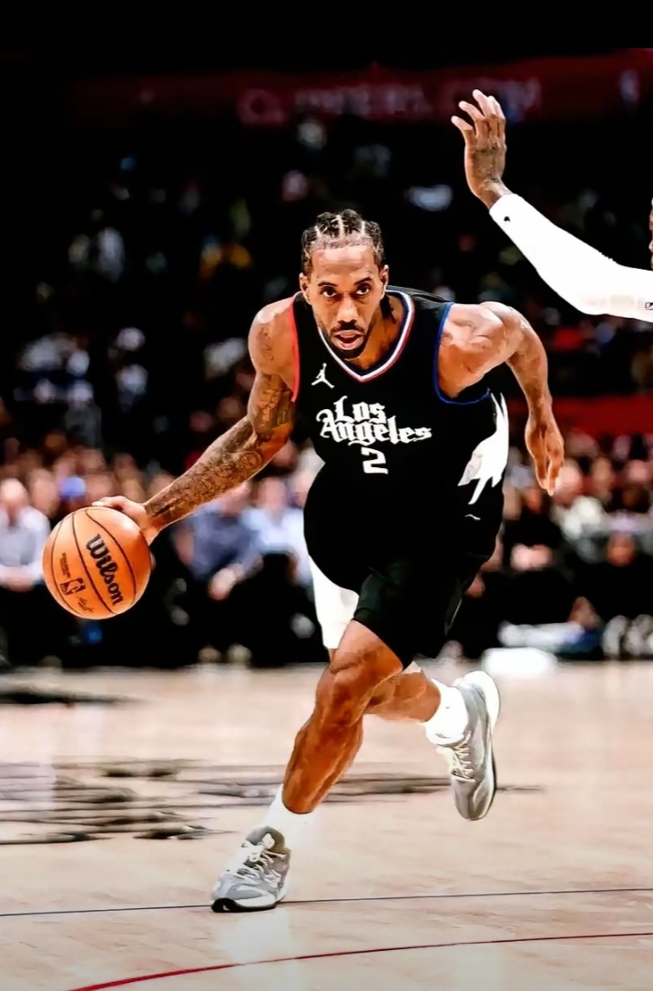 爱游戏包含冲刺阶段体能课后，多伦多猛龙外线爆发备战全明星赛，态度坚定，赛季目标并未改变的词条