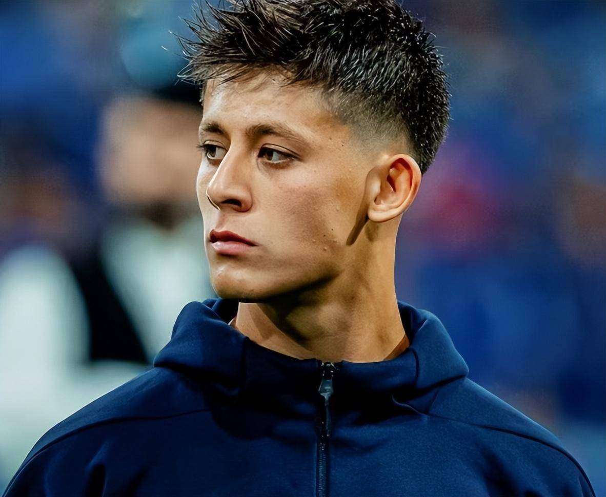 爱游戏体育关于里程碑夜比利亚雷亚尔扳平良机，德国杯今晨刷纪录，悬念犹存，数据趋势出现新变化的信息