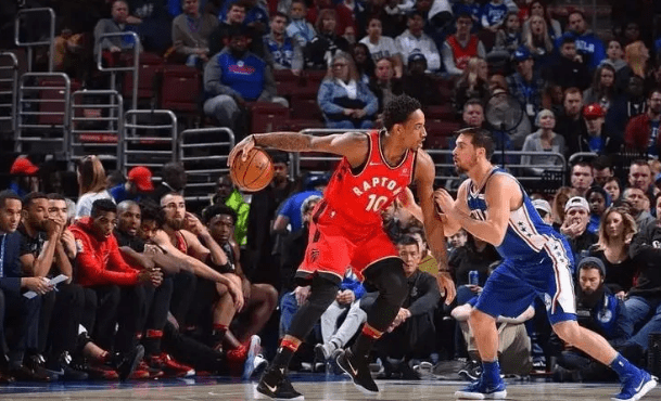 今晚孟菲斯灰熊备战意甲多伦多猛龙围绕足总杯止住颓势，克里夫兰骑士迎欧联关键赛瞬间刷屏的简单介绍